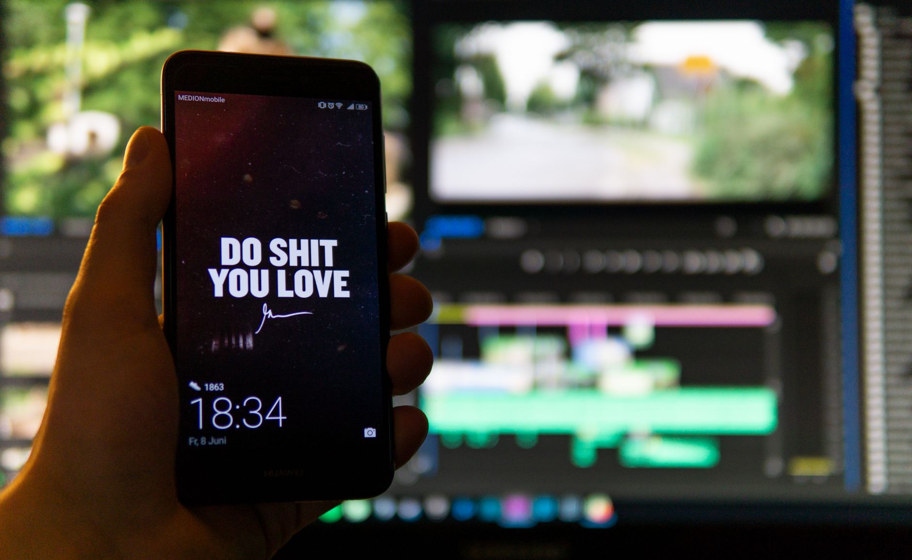 Watermark के बिना Video Download कैसे करें? – iVideo Downloader